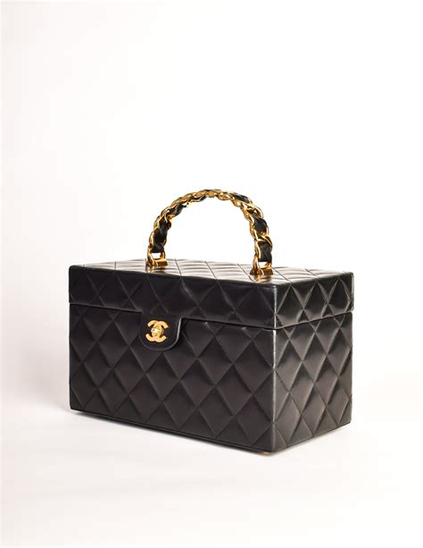 chanel vintage cosmetic bag|chanel makeup bag 2020.